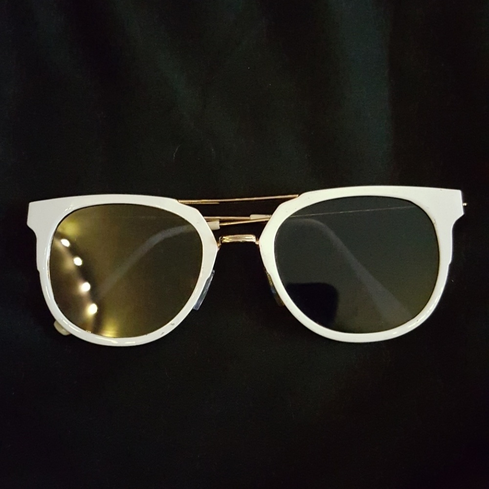 Steve Madden Sunglasses